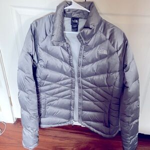 The North Face Women's Gray Puffer Jacket